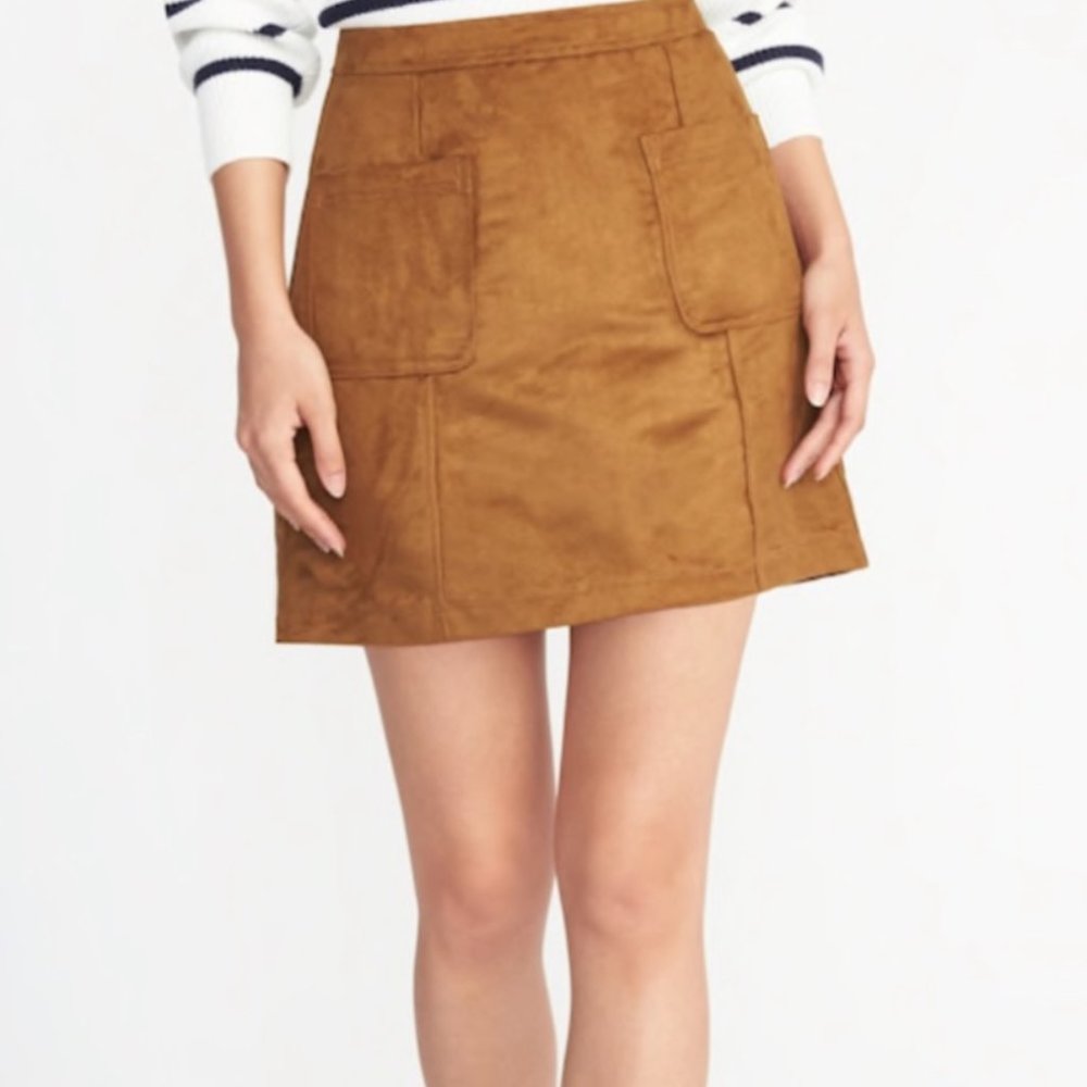 🍂 Fall Ready 🍂 OLD NAVY TAN SUEDE MINI SKIRT